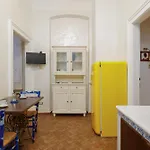 Apartment Elegante D'epoca Nel Centro Di