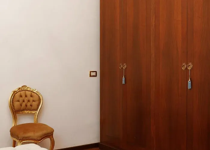 Elegante D'epoca Nel Centro Di